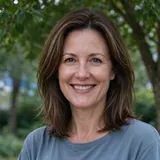 Emily R.